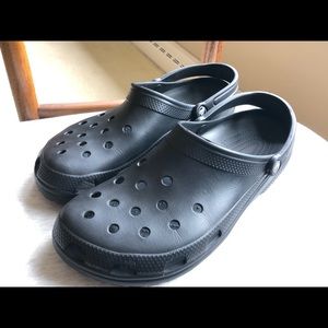 Men’s Black CROCS -Sz15- Classic style clog